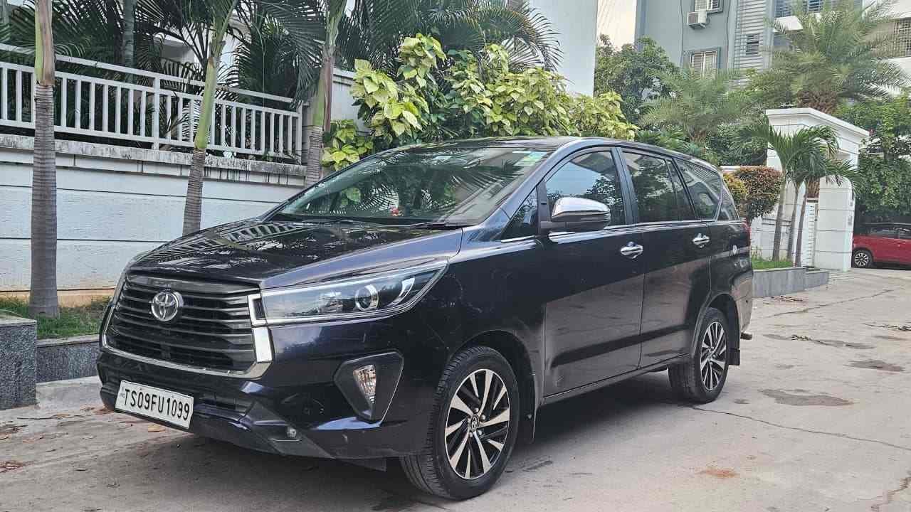 Toyota Crysta 2.4 ZX 2021